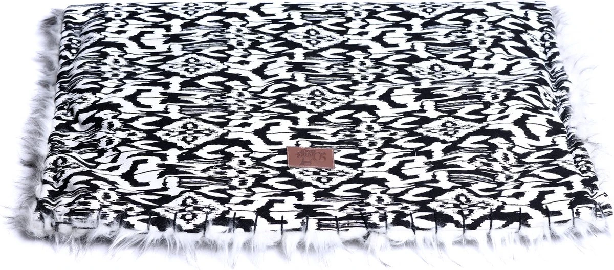 Dogs&Co Honden Slaapzak Ethnic 70x50cm Zwart/wit - Hondenslaapzak - Kattenslaapzak - Geschikt Voor Honden Of Katten T/m 10KG 5 Dogs&Co Honden Slaapzak Ethnic 70x50cm Zwart/wit - Hondenslaapzak - Kattenslaapzak - Geschikt Voor Honden Of Katten T/m 10KG - Afbeelding 5