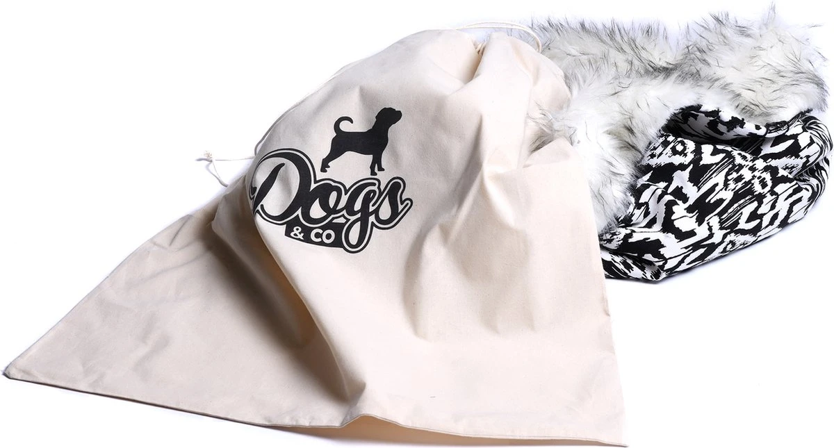 Dogs&Co Honden Slaapzak Ethnic 70x50cm Zwart/wit - Hondenslaapzak - Kattenslaapzak - Geschikt Voor Honden Of Katten T/m 10KG 6 Dogs&Co Honden Slaapzak Ethnic 70x50cm Zwart/wit - Hondenslaapzak - Kattenslaapzak - Geschikt Voor Honden Of Katten T/m 10KG - Afbeelding 6