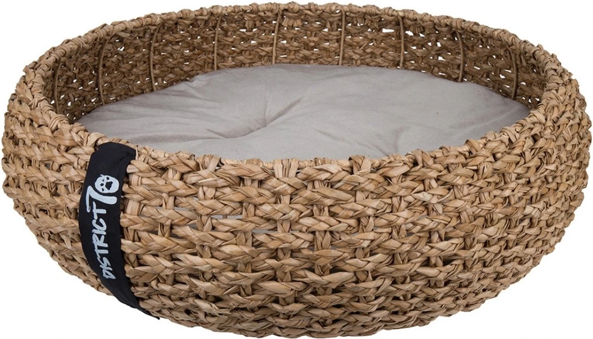 District 70 COCOON - Luxe Hondenmand Van Duurzaam Hoogwaardig Riet Met Zacht Kussen - Maten S/M/L - Large 1 District 70 COCOON - Luxe Hondenmand Van Duurzaam Hoogwaardig Riet Met Zacht Kussen - Maten S/M/L - Large