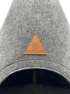 Grey Cat® - Kattenmand - Tipi Kattentent + Kussen - Vilt – Donkergrijs - Ø 57 Cm X 60 Cm -Hondenbenodigdheden Winkel 899x1200 1